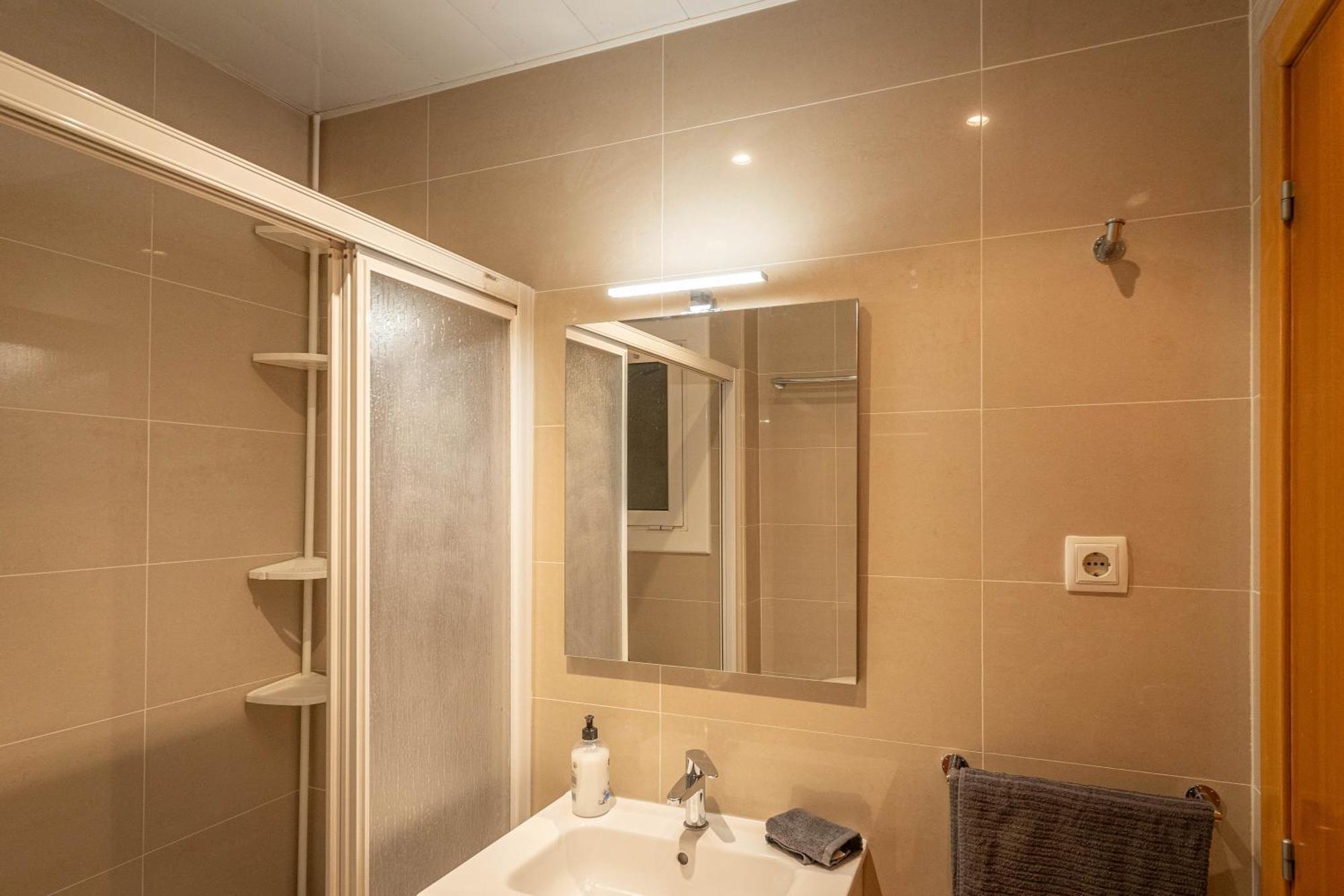 Lindo Apartamento Vila De Gracia Barcelona Exterior foto
